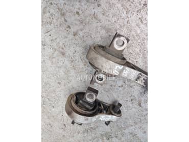 Nosac motora donji za Alfa Romeo 159