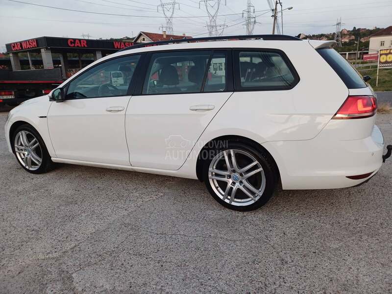 Volkswagen Golf 7 1.6 TDI DSG