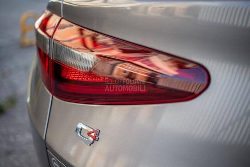 Alfa Romeo Stelvio 2.0 turbo