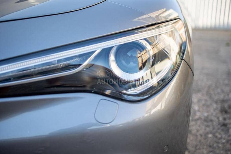 Alfa Romeo Stelvio 2.0 turbo