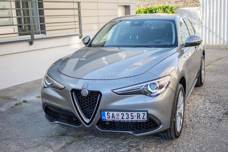 Alfa Romeo Stelvio 2.0 turbo