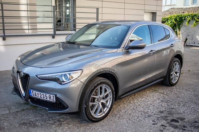 Alfa Romeo Stelvio 2.0 turbo