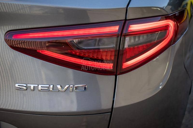 Alfa Romeo Stelvio 2.0 turbo