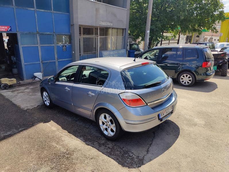 Opel Astra H 1.9 cdti