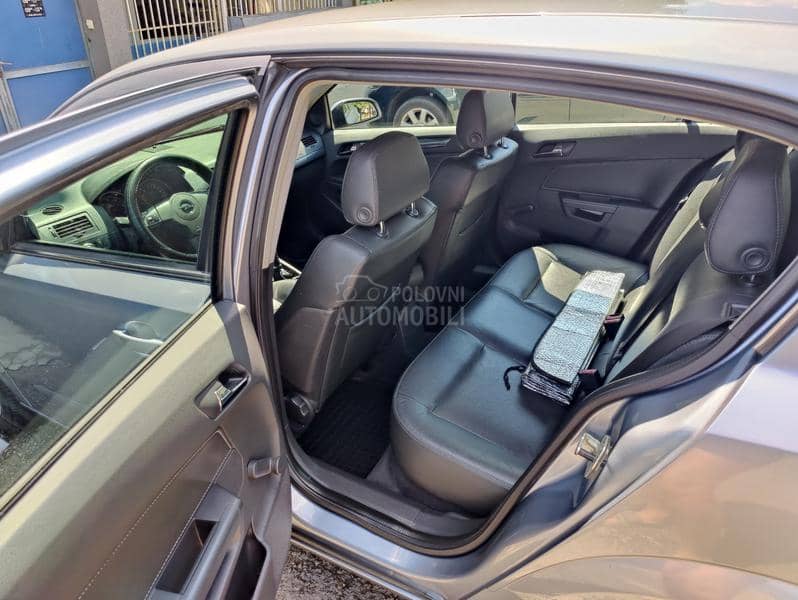 Opel Astra H 1.9 cdti