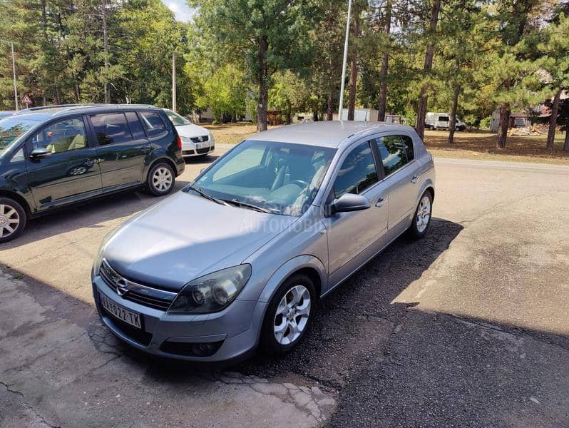 Opel Astra H 1.9 cdti