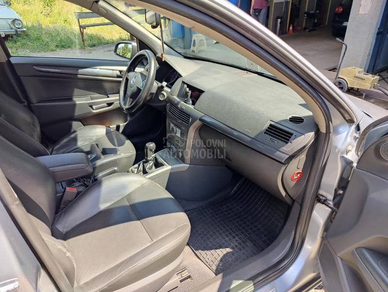 Opel Astra H 1.9 cdti