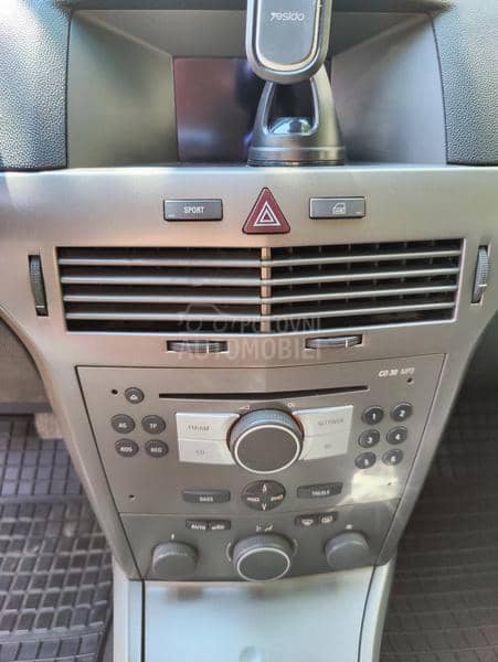Opel Astra H 1.9 cdti