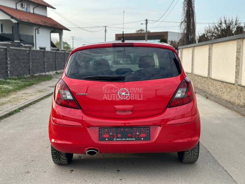 Opel Corsa D 1.4  SPORT CH