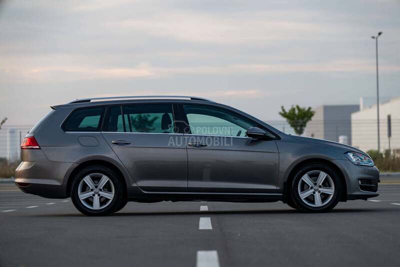 Volkswagen Golf 7 1.6TDI/HIGHLINE