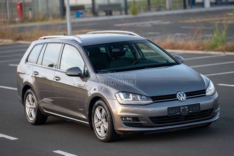 Volkswagen Golf 7 1.6TDI/HIGHLINE