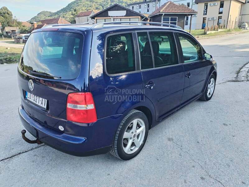 Volkswagen Touran 