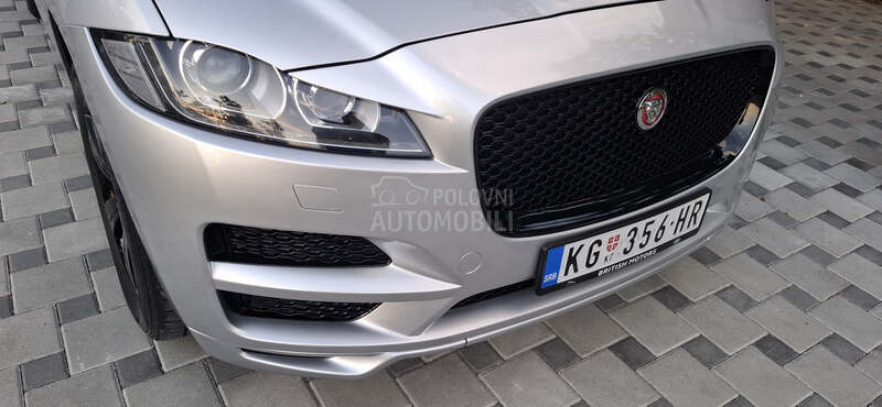 Jaguar F pace 
