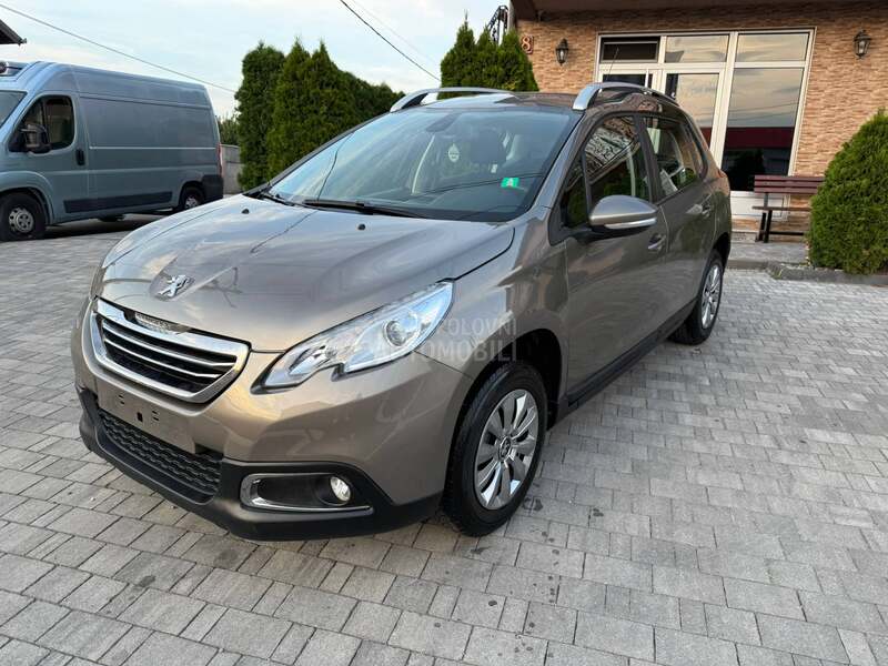 Peugeot 2008 8 6 K M/LED/SER