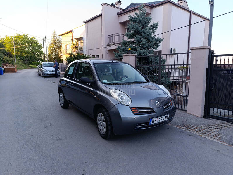 Nissan Micra 