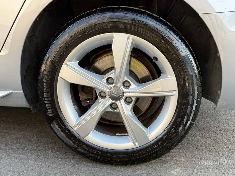 Audi A4 35tdi/mtrx/virt/kam