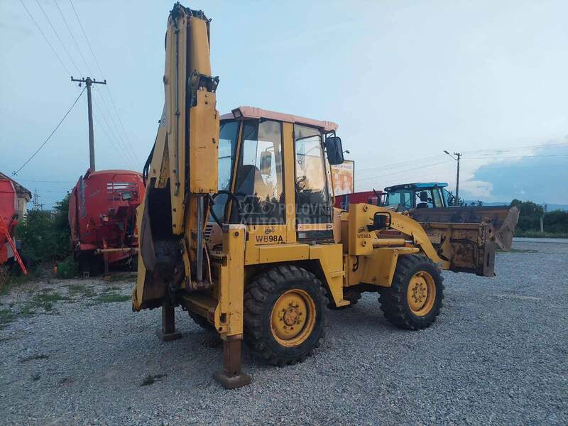 Komatsu WB98A TOP PONUDA
