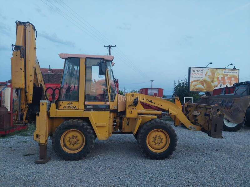 Komatsu WB98A TOP PONUDA