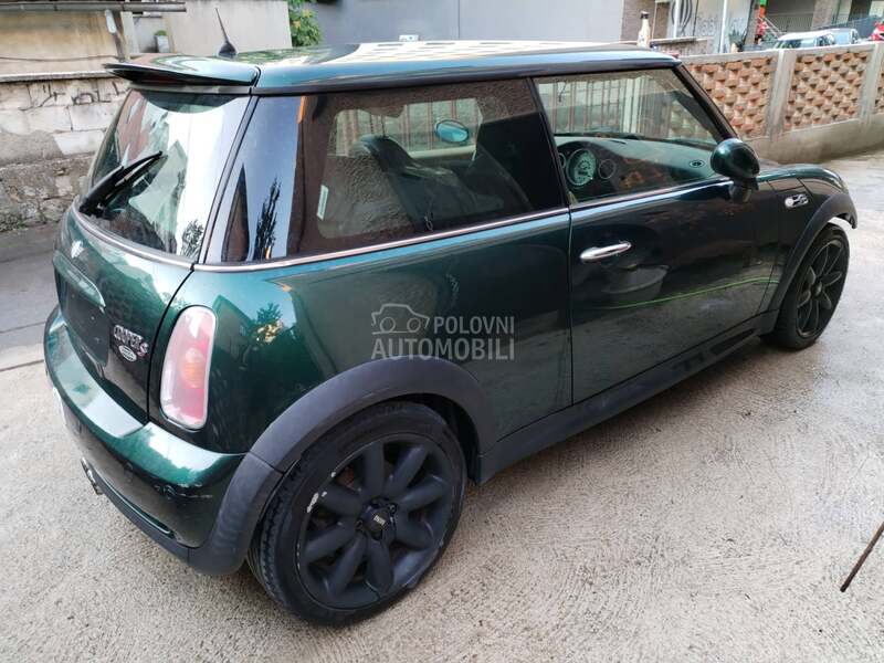 Delovi za MINI Cooper 2002. god.