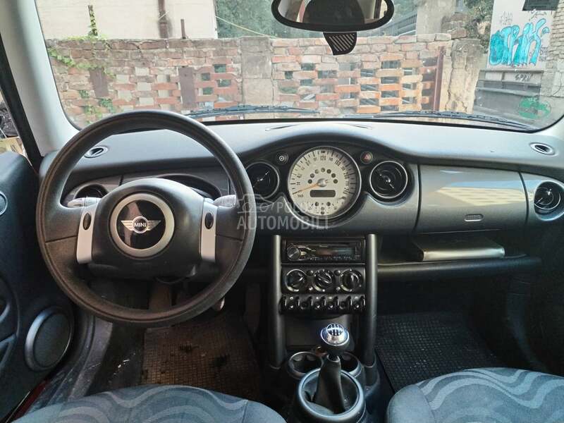 Delovi za MINI Cooper 2002. god.