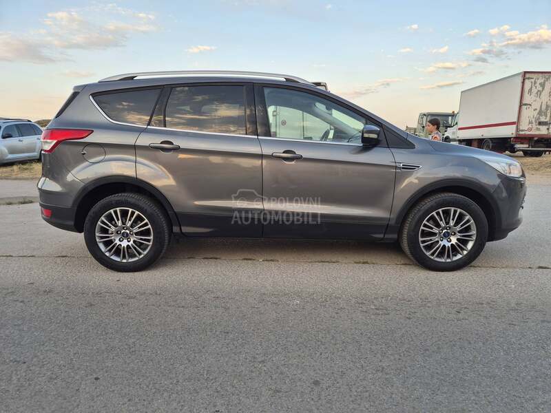 Ford Kuga 