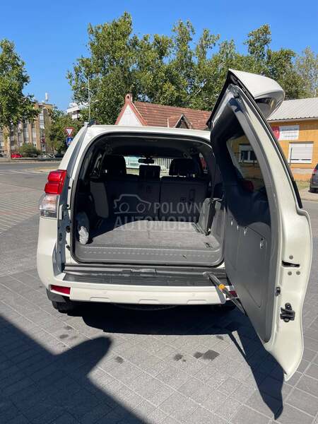Toyota Land Cruiser 3.0 60th anniversary