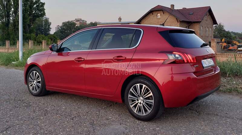 Peugeot 308 1.2 PureTech Allure