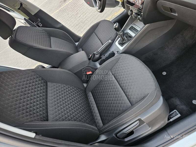 Škoda Octavia 1.6tdi LED/NAV/DRIVE