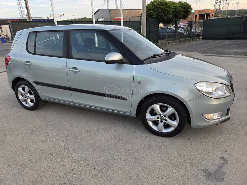Škoda Fabia BUKVALNO NOV