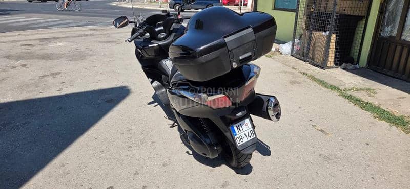 Honda Silver Wing 400