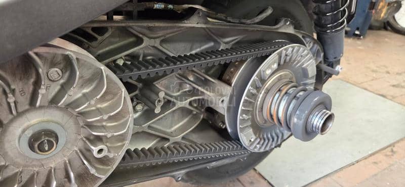 Honda Silver Wing 400