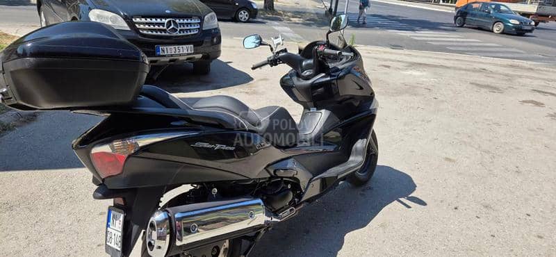 Honda Silver Wing 400