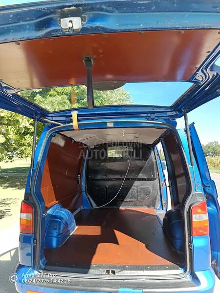 Volkswagen Transporter T5 