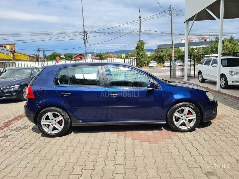 Volkswagen Golf 5 1.9 TDI GTI oprema