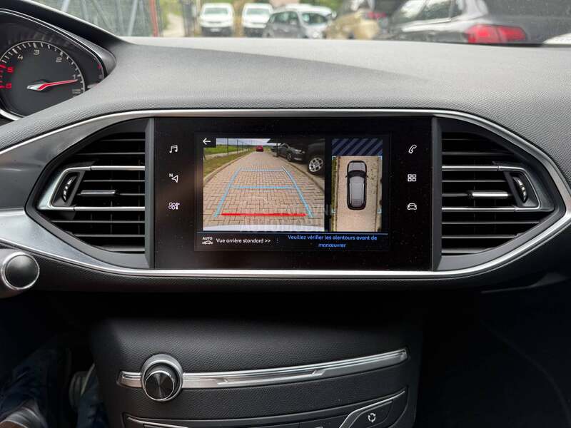 Peugeot 308 ALLURE 1.5 HDi 130