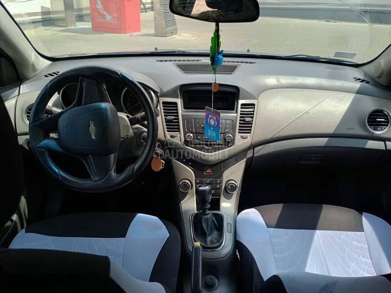 Chevrolet Cruze 1.6