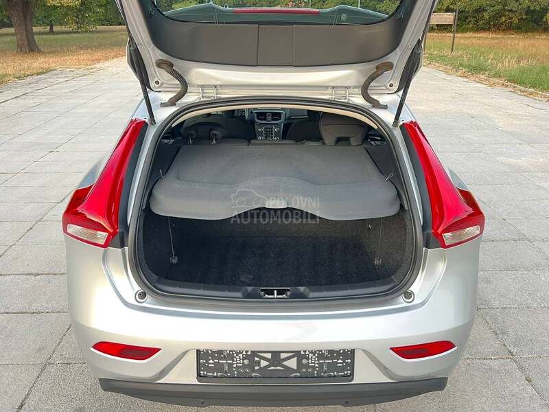 Volvo V40 D2 2.0