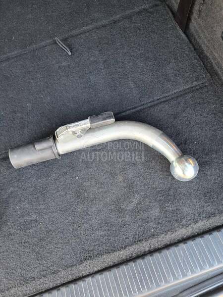 Citroen C4 Grand Picasso ad blu
