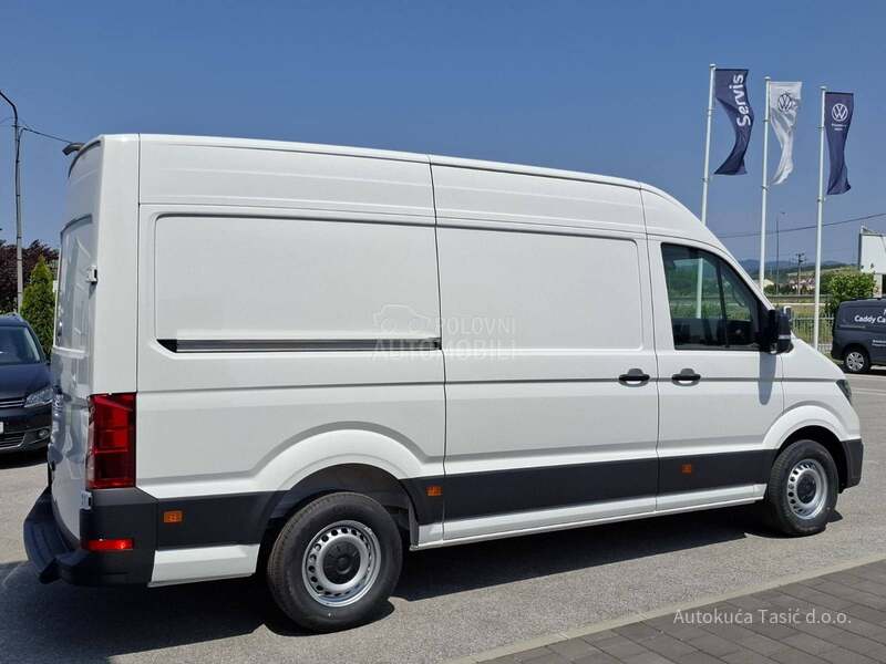 Volkswagen Crafter Furgon 35 MR 2.0 TDI