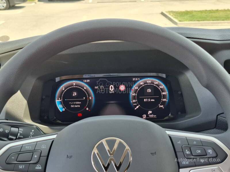 Volkswagen Crafter Furgon 35 MR 2.0 TDI
