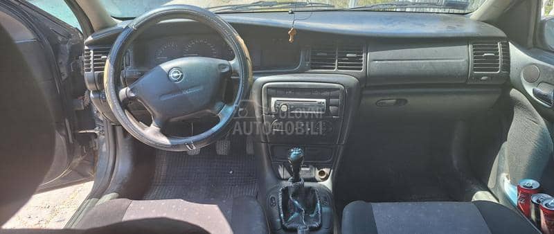 Opel Vectra B 2000. god. -  kompletan auto u delovima