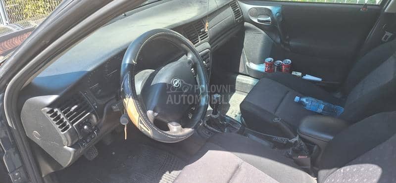 Opel Vectra B 2000. god. -  kompletan auto u delovima
