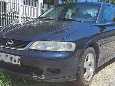 Opel Vectra B 2000. god. -  kompletan auto u delovima