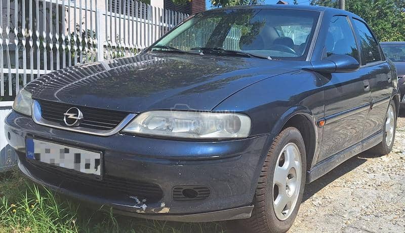 Opel Vectra B 2000. god. -  kompletan auto u delovima