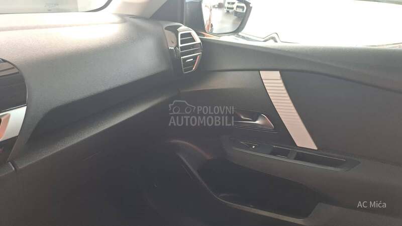 Citroen C4 1.2 PURE NAV LED USB