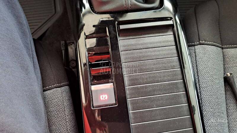 Citroen C4 1.2 PURE NAV LED USB
