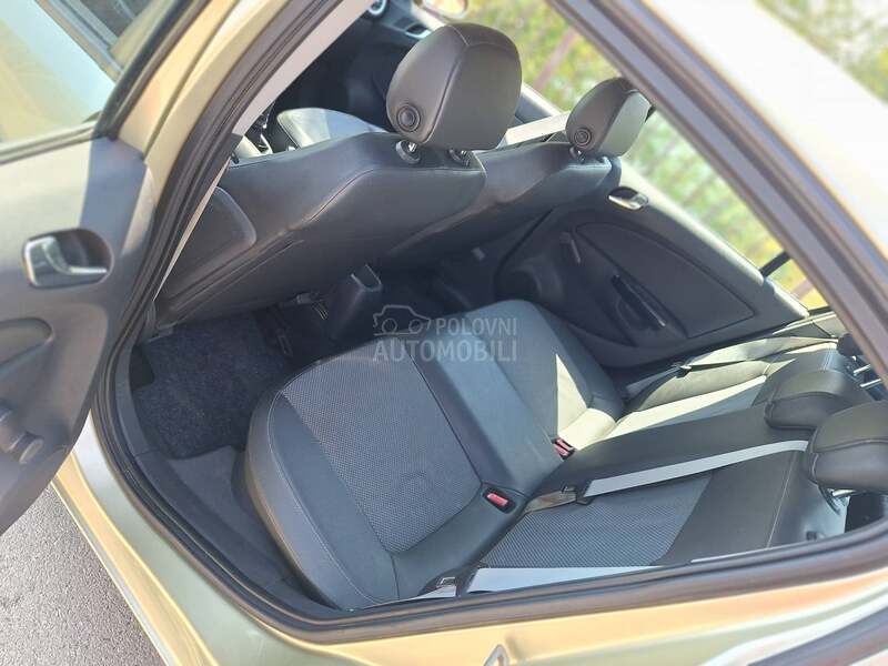 Opel Corsa D 1.2