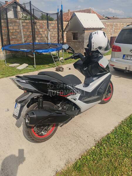 Kymco xciting 400