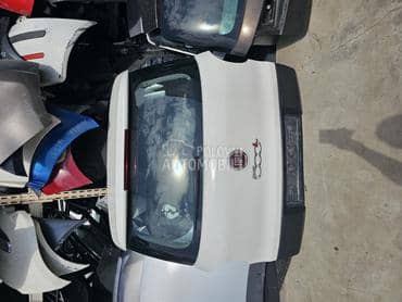 Gepek vrata bela za Fiat 500L od 2013. do 2021. god.