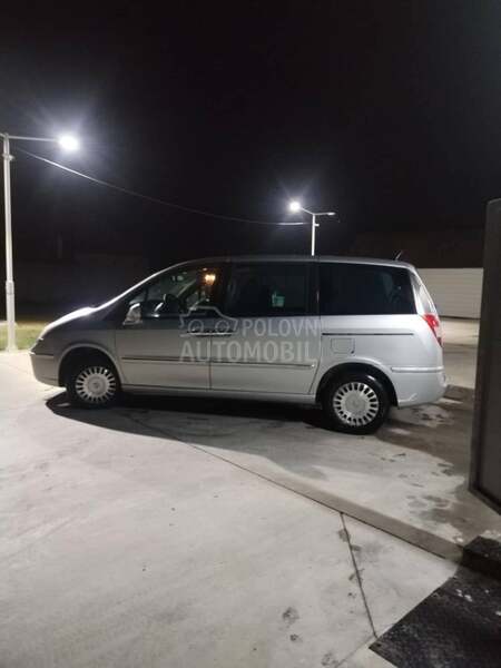 Lancia Phedra 2.2 jtd